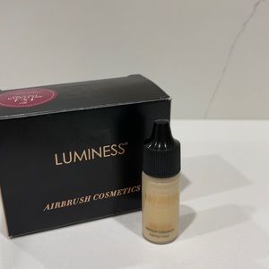 Luminess Airbrush Cosmetics Eraser Concealer Used1